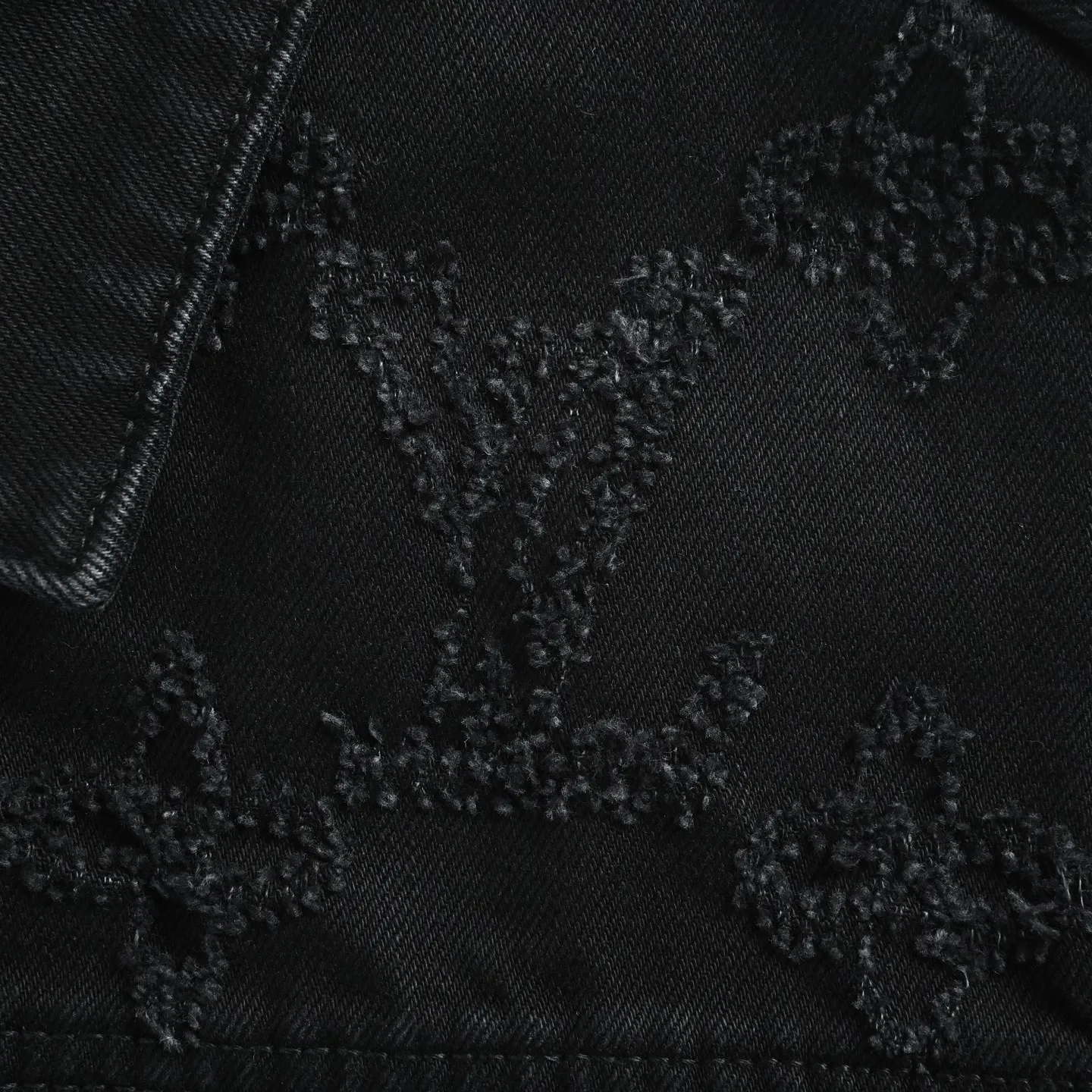 Louis Vuitton 26ss embroidered ripped logo denim jacket